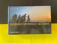 Danielle Follmi, Olivier Follmi - Buddhist Offerings 365 Days