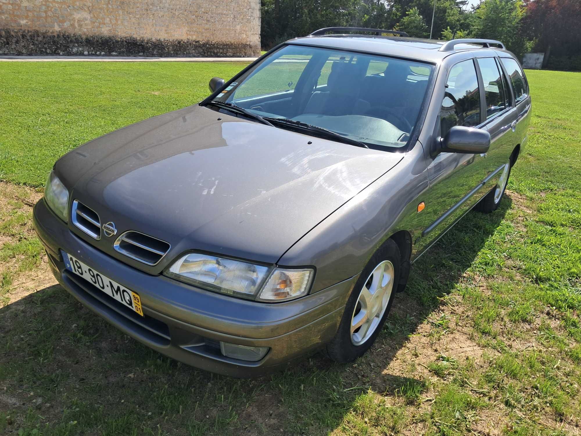 Carrinha 5 lugares de garagem