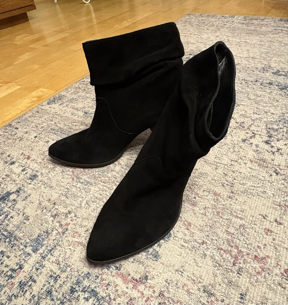 Botki zamszowe Lasocki