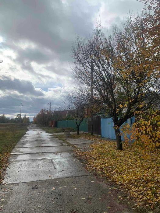 Продам участок под застройку 10 сот. по Житомирской трассе Гуровщина-2