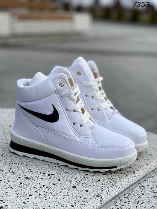 Ботинки дутики черные nike зимние кроссовки сапоги женские подросток