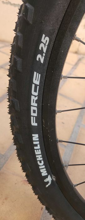 Bicicleta eletrica aceito retoma