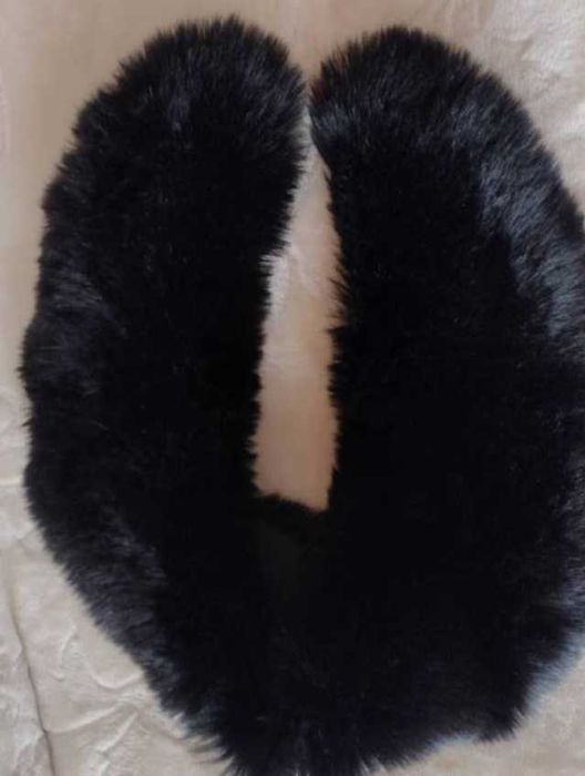 Wieczorowy, futrzany kolnierz z Madrytu, Etola biznesowa