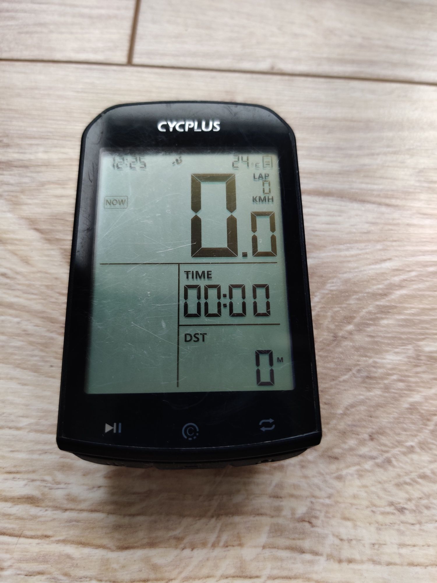 Licznik rowerowy z GPS, Cycplus M1