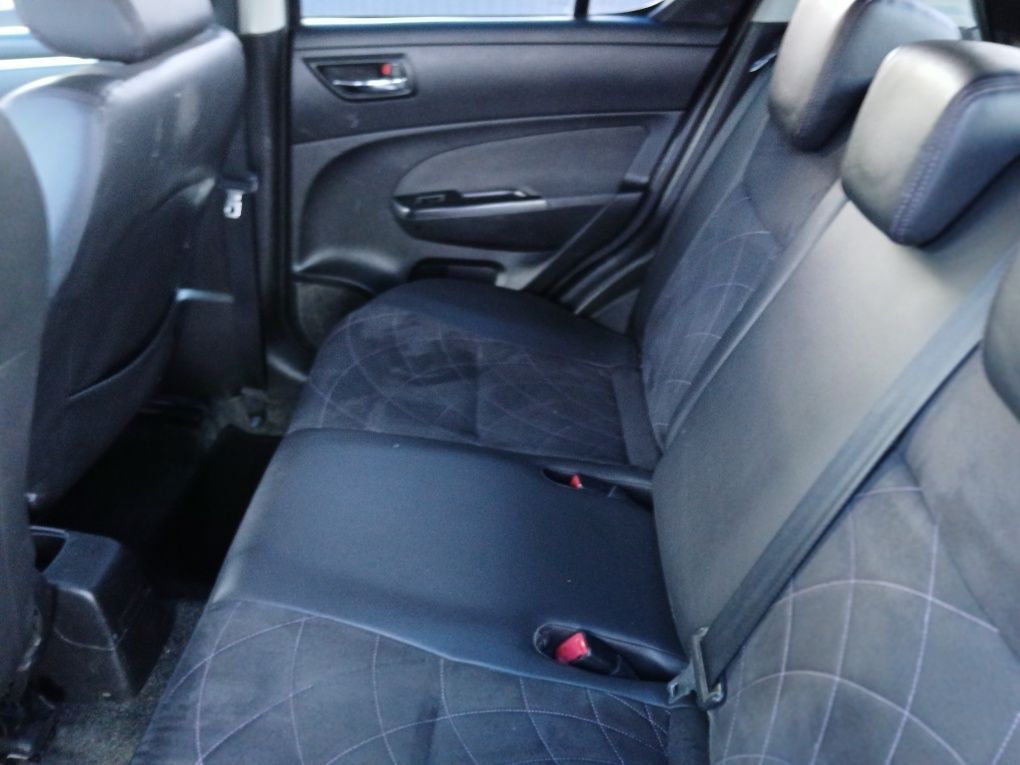 Suzuki swift 2015 gasolina