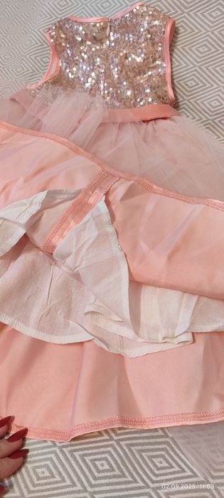 Сукня для дівчинки