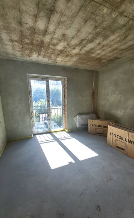 Продаж 1 кім. квартира 44м тераса 40м зданий новобуд Львів Винники.