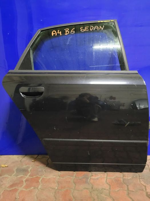 DRZWI PRAWY TYŁ AUDI A4 B6 SEDAN