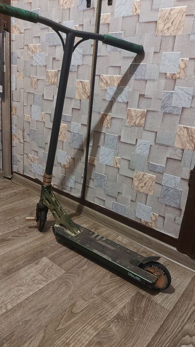 Трюковий самокат б/у