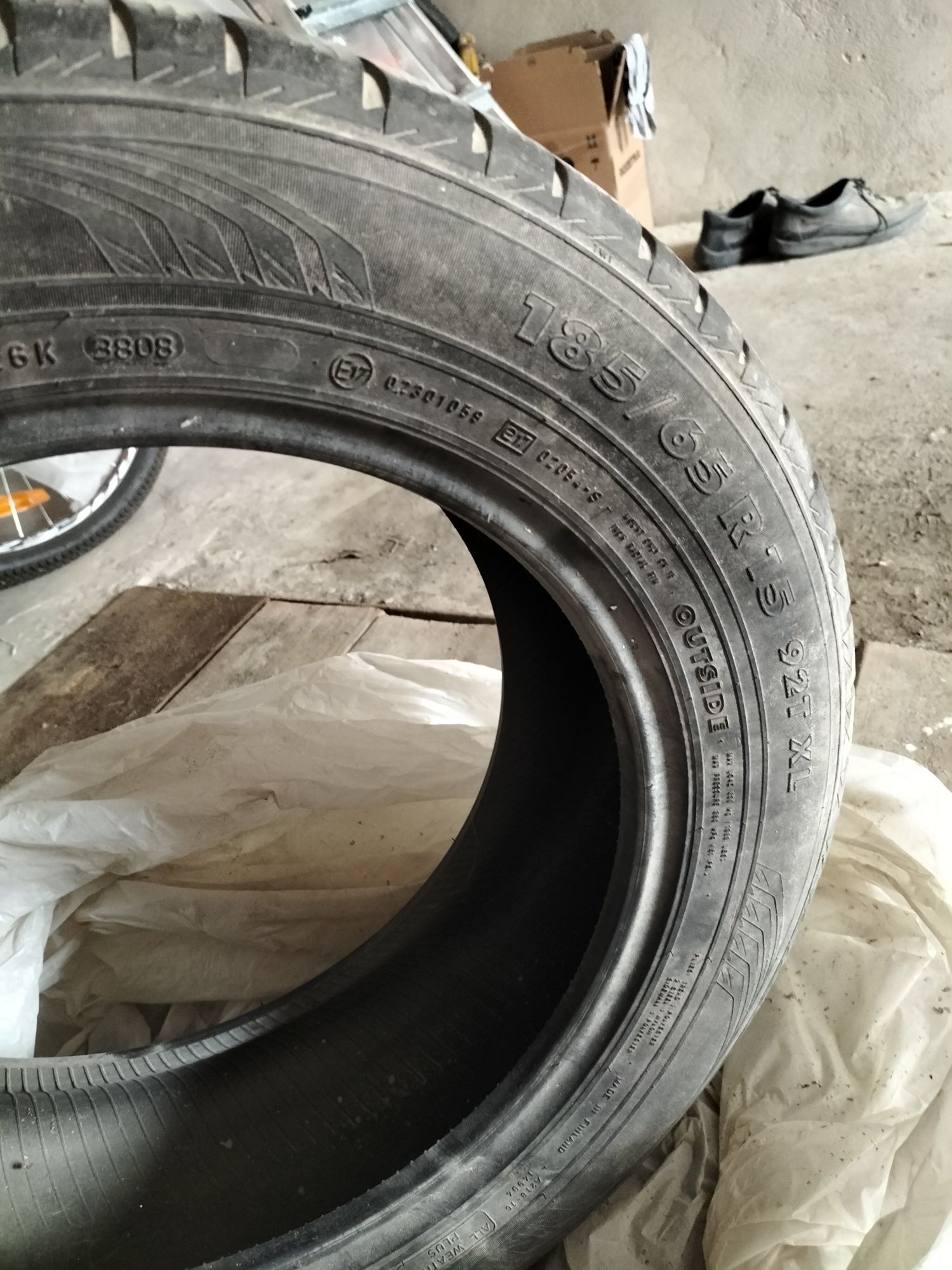 Шина nokian 185/65 R15 одна