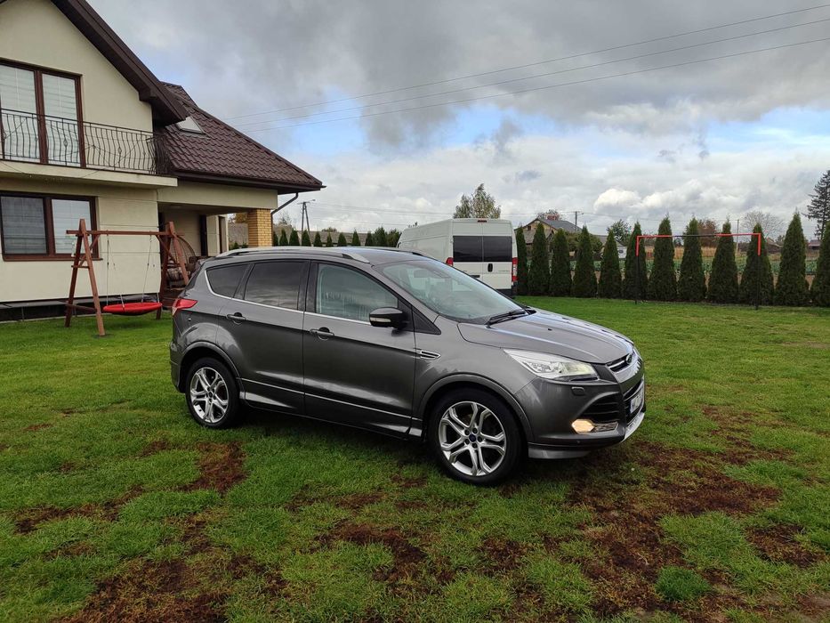 Ford Kuga 2.0 TDCI Titanium Plus .