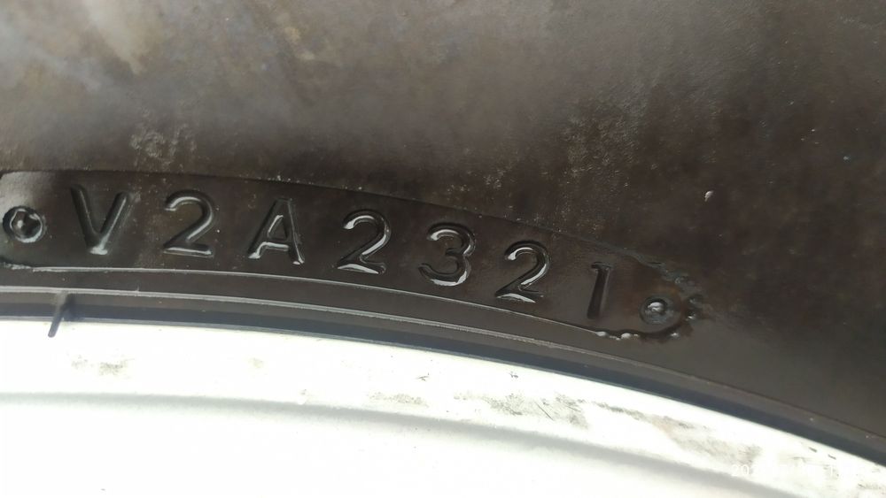 Продам колесо з диском Lexus