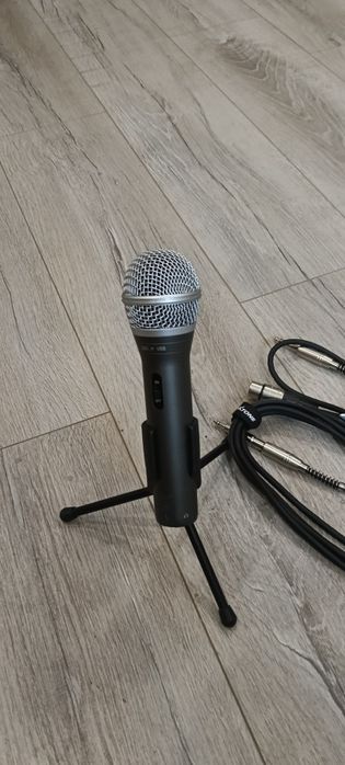 Вокальный микрофон Samson Q2U