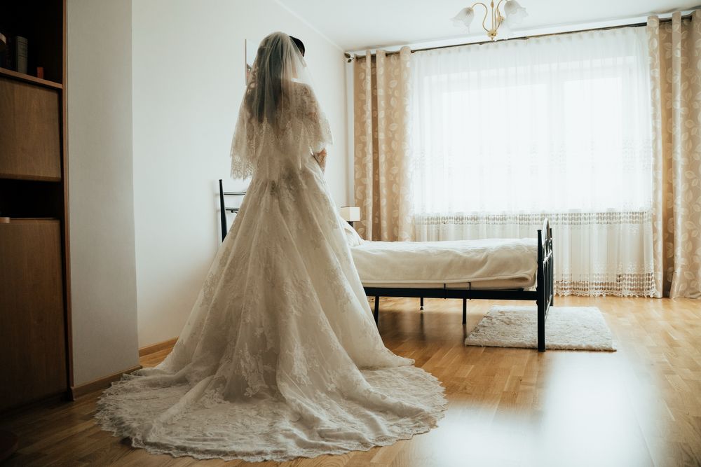 Suknia ślubna Pronovias Elema 36