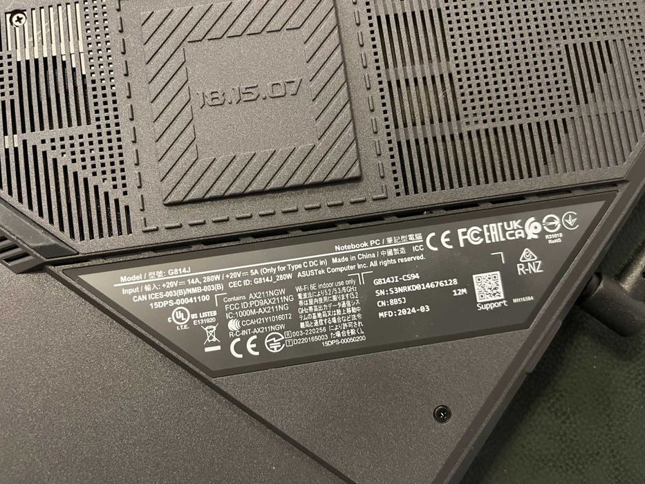 Ноутбук Asus Rog Strix G18 G814J i9-13980HX, RTX4070, 1TB SSD 16GB RAM