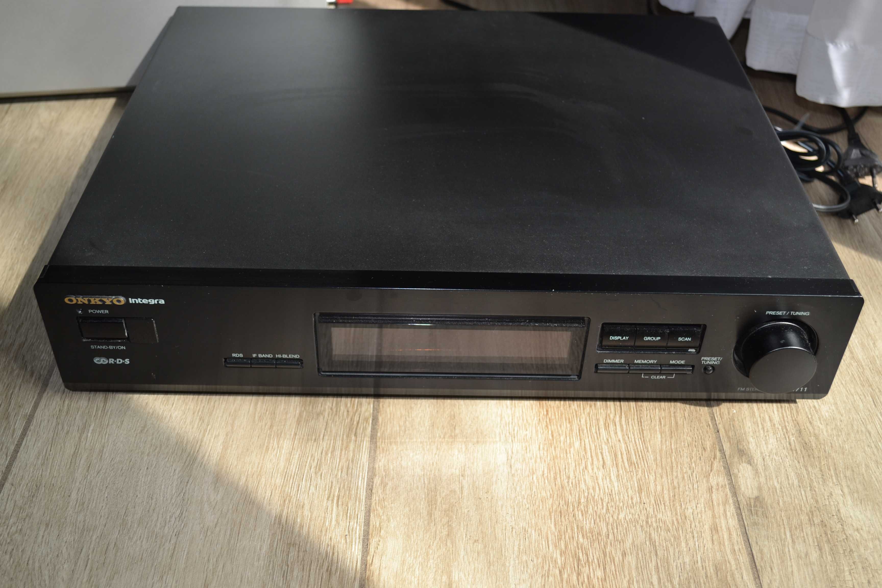 Radio tuner Onkyo Integra T-4711 do negocjacji