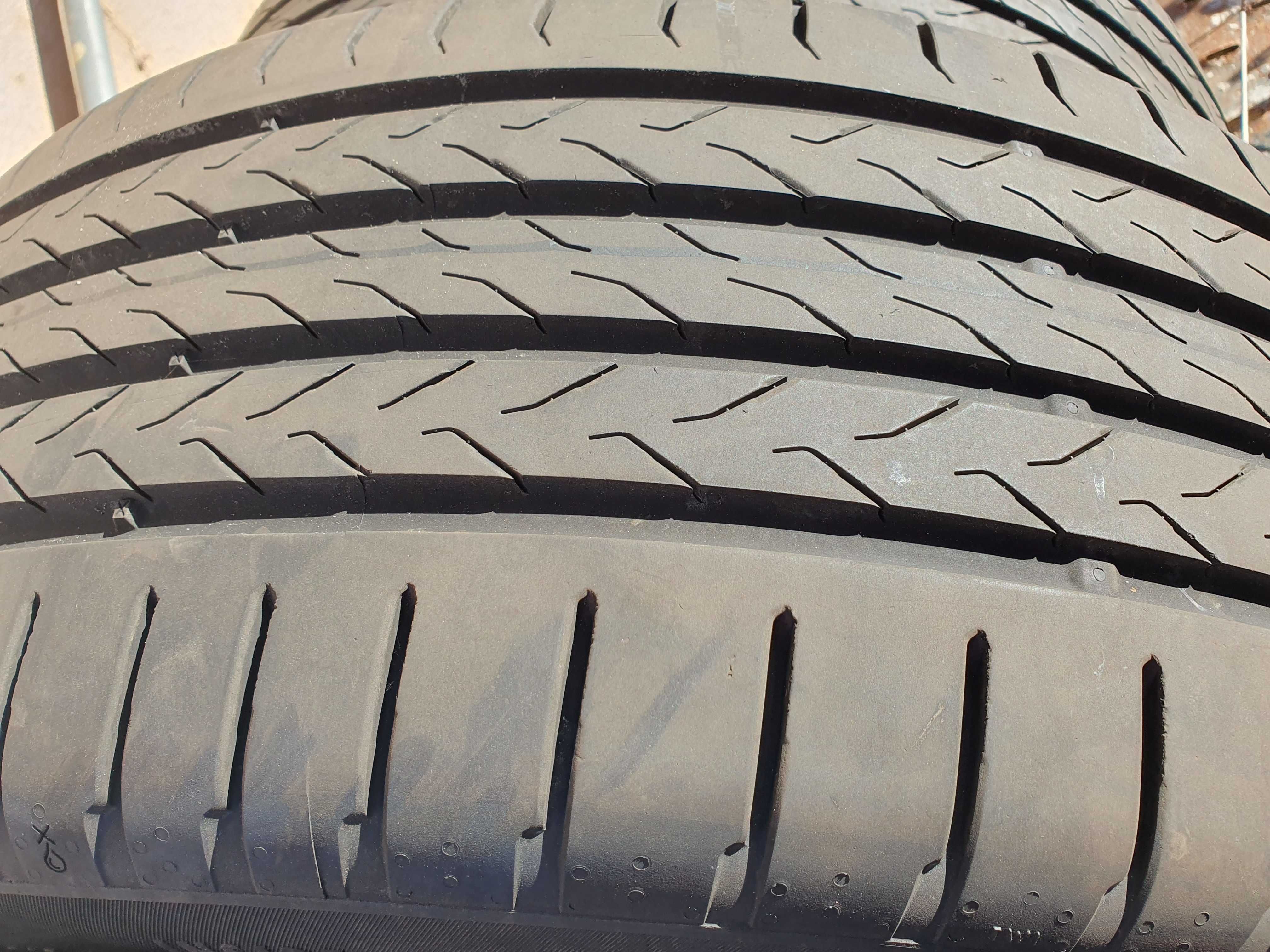 Pneus continental 234/45/R19  preço pelos 4 pneus