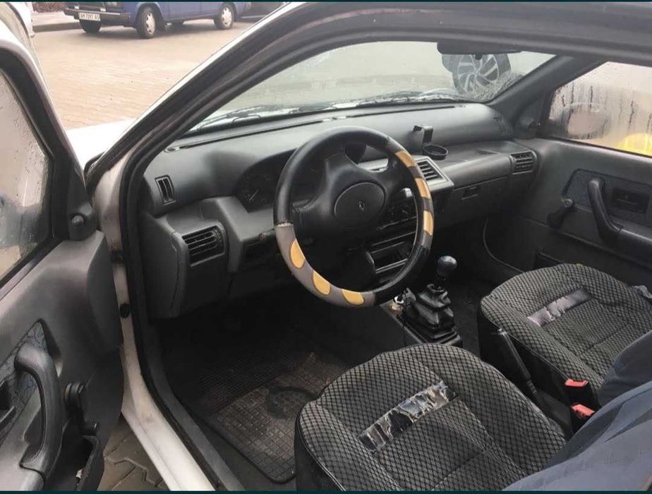 продам рено клио 1