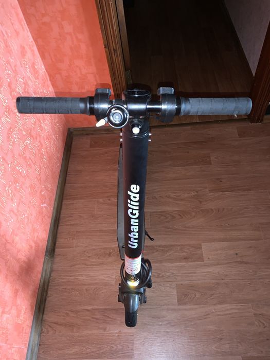 Электросамокат Електро самокат