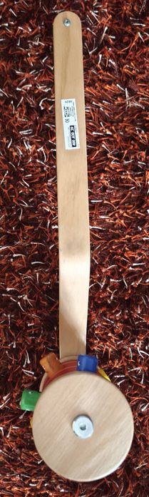 Brinquedo de madeira criança