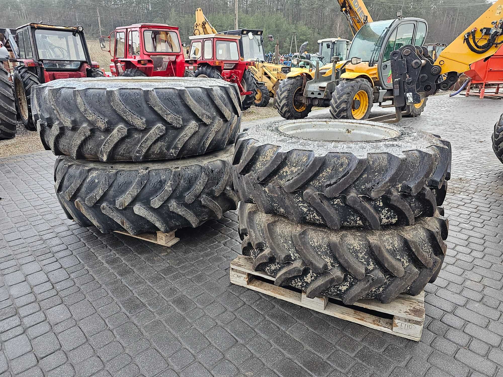 Komplet Kół Deutz Fahr 520/85 R 38 420/85 R 28 Alliance