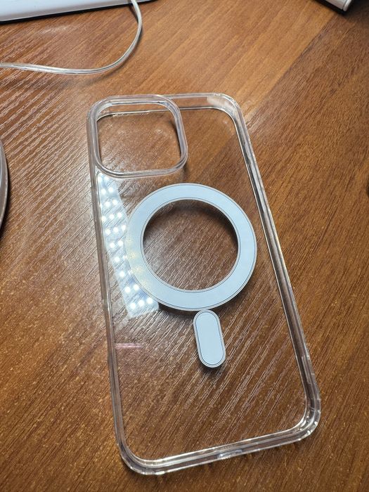 Чохли на 16 pro max