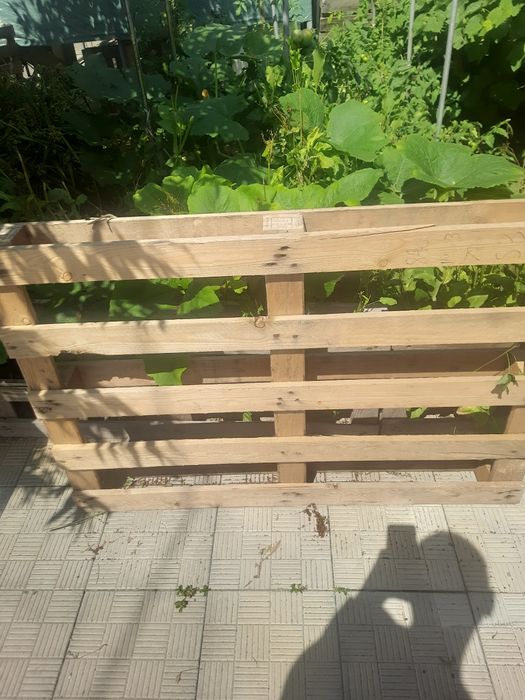 Продам бу поддони