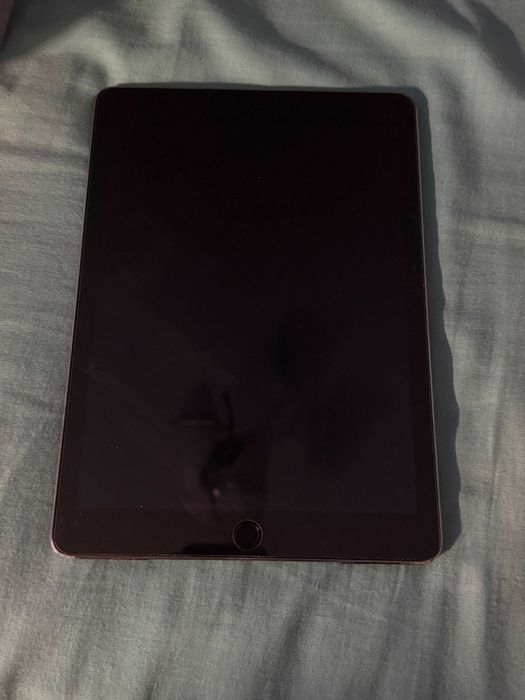 Продам iPad Air 2 128gb wi fi