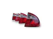 LAMPA TYŁ PRAWY TYLNA PRAWA W BŁOTNIK SEAT LEON I 1M6945096A