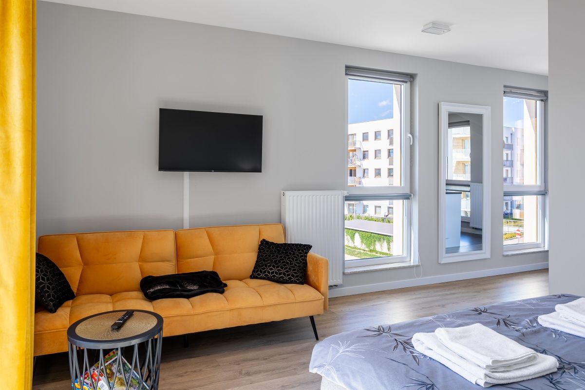 Apartament w Rumi przy Błoniach Janowskich