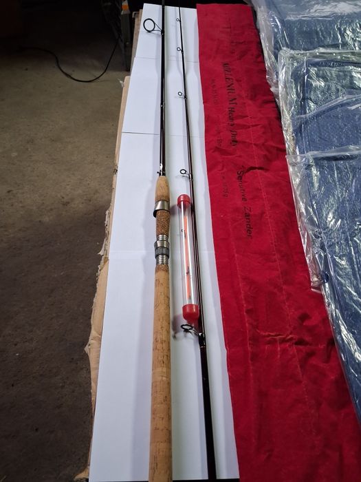 Dwie wędki sandaczowe.