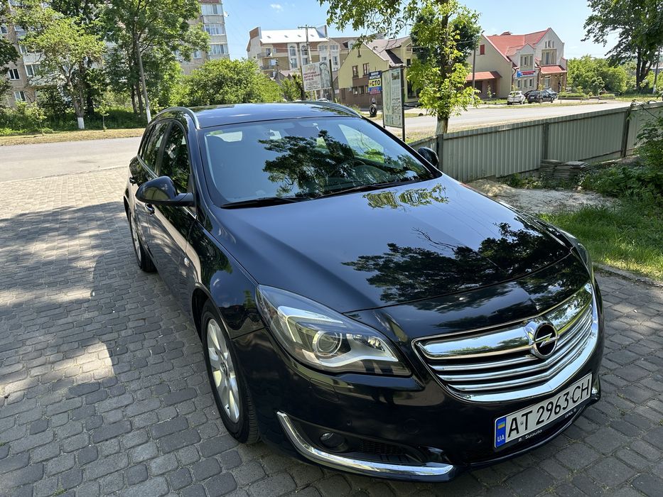 Opel insignia, 2014 рік.