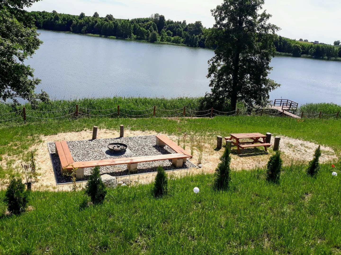 Domek do wynajęcia, JACUZZI, SAUNA, dom nad jeziorem 150km!