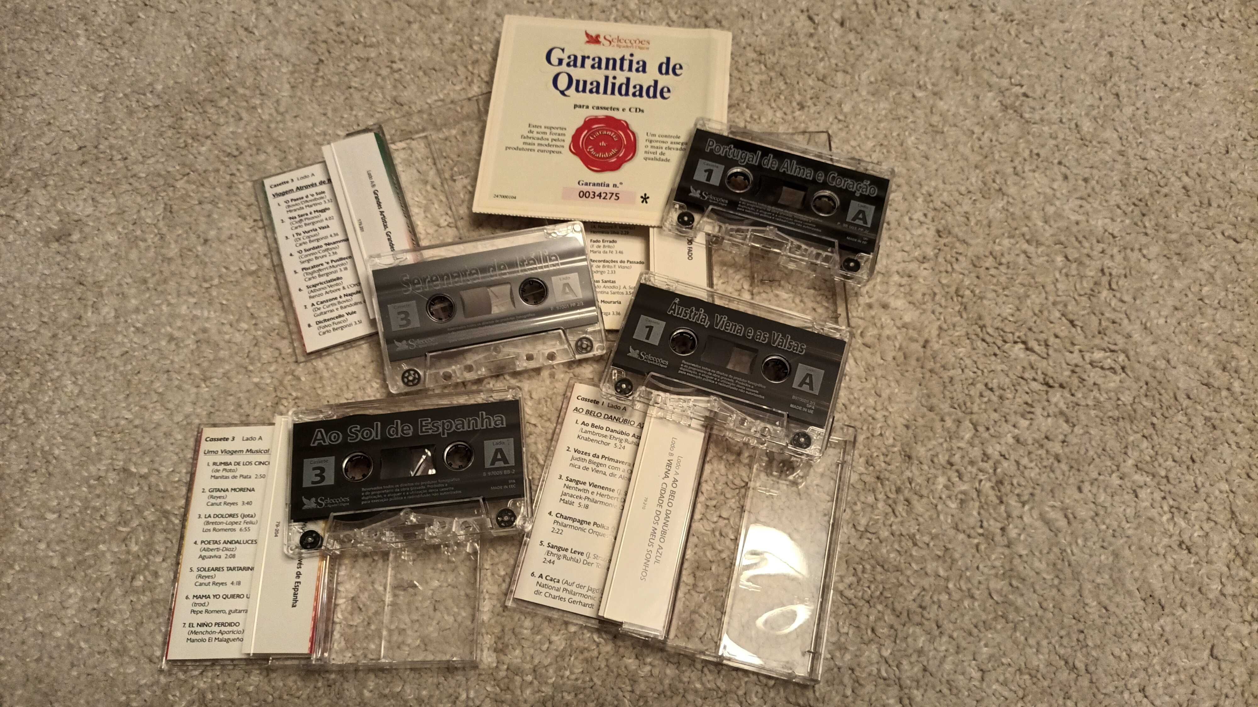 36 Cassetes  Audio