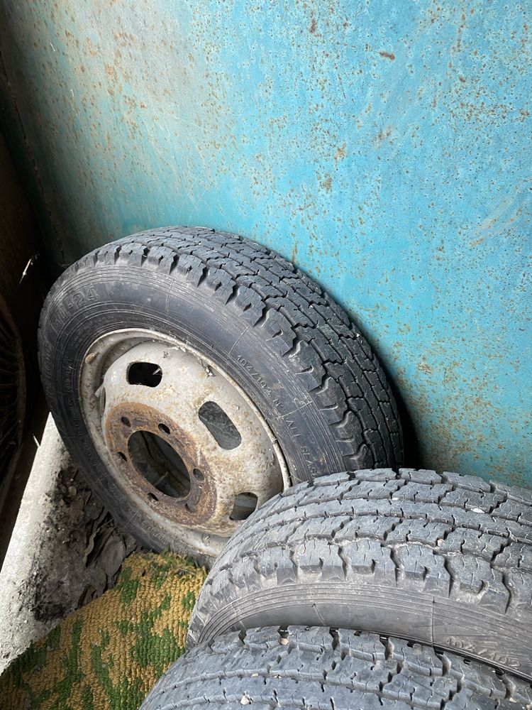 Продається гума з дісками на Газель 185/75R16 стан як нова ,