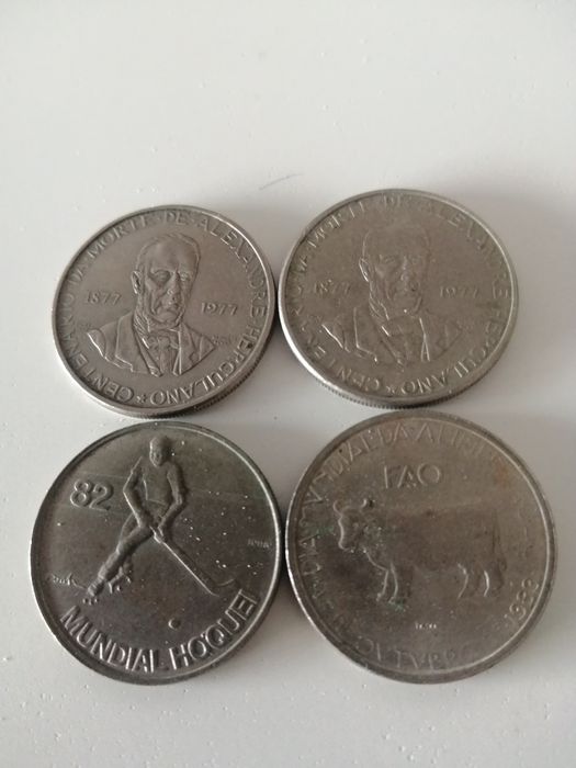 Vendo lote de 21 moedas de 5 escudos (portes incluídos)