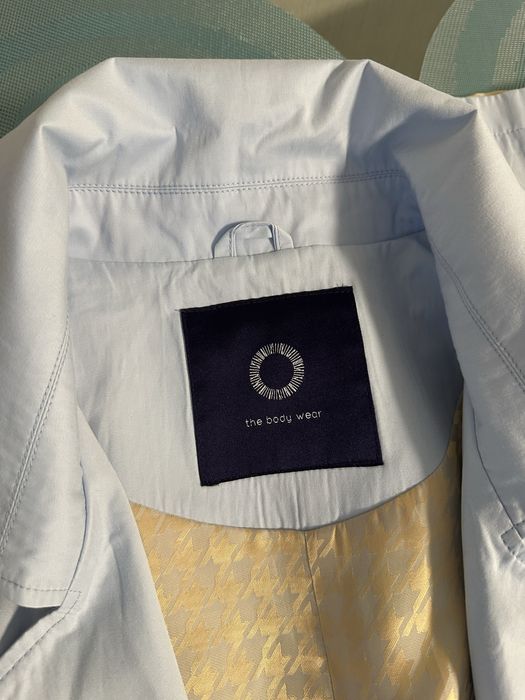 Жіночий тренч, бренд the body wear