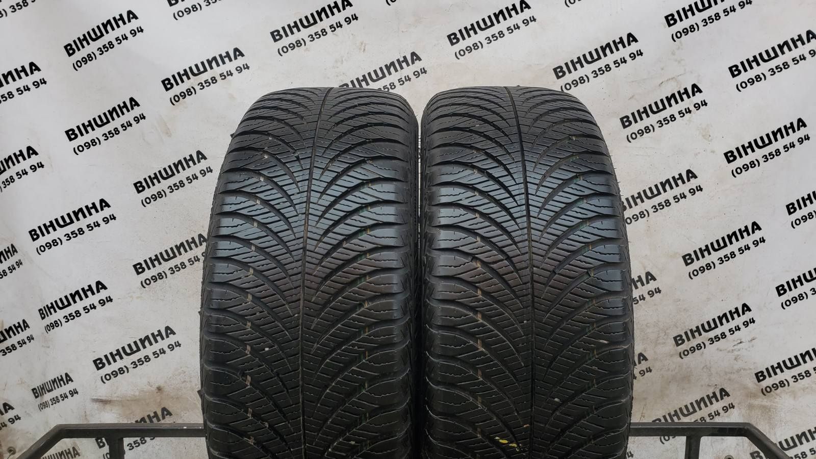 Шини 215/55 R 17 Good Year 4Seasons gen2. Пара. Колеса склад.