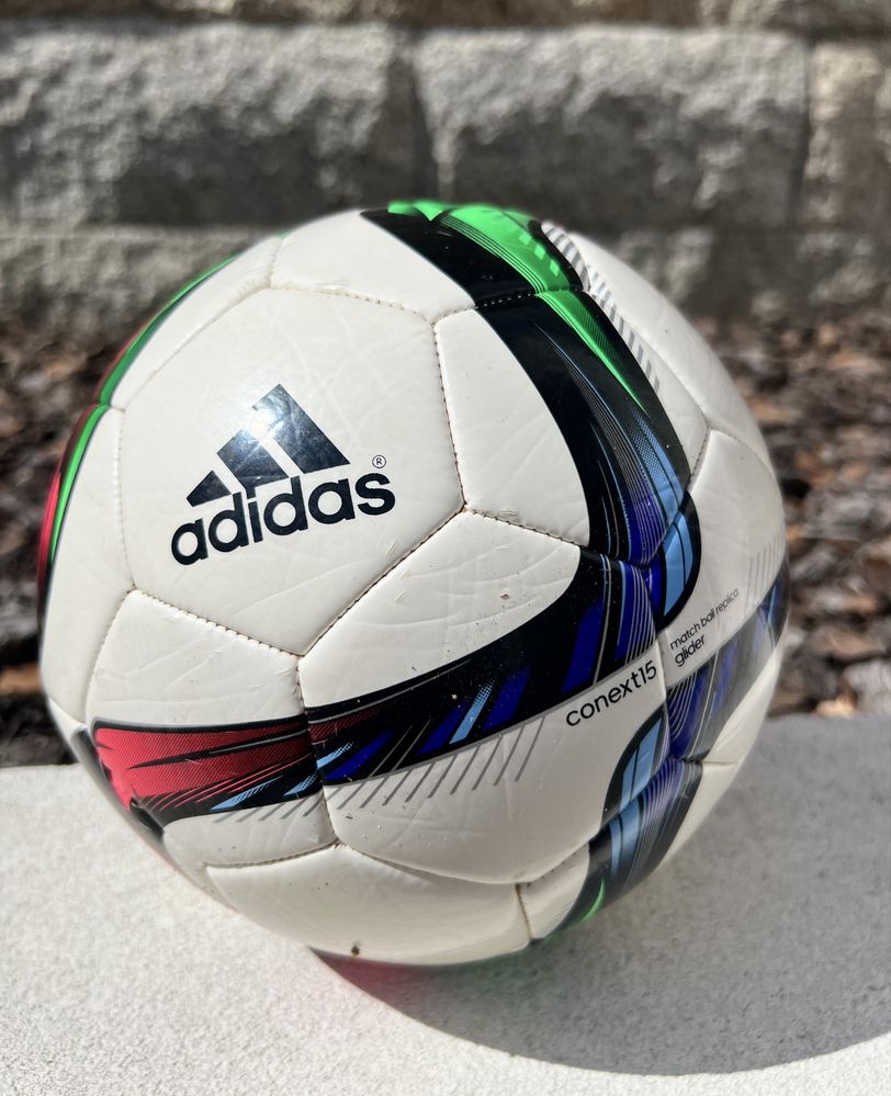 Bola de futebol Adidas