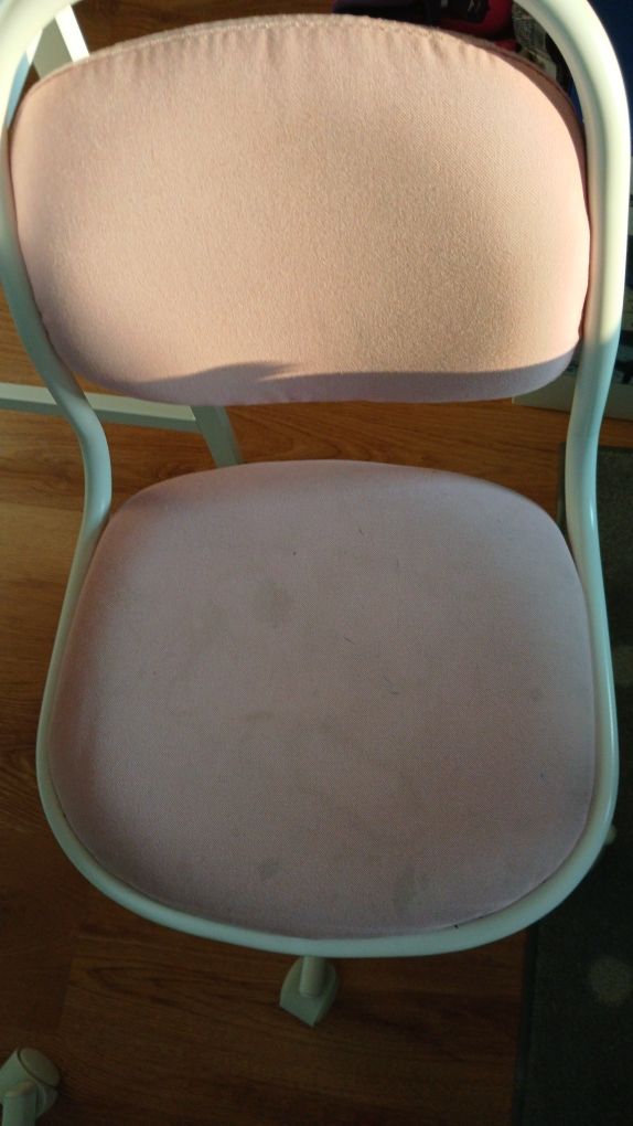 Biurko białe Alex Ikea 132x58- 2 krzesła gratis