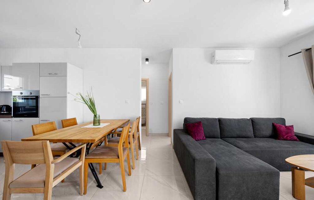 Wakacje 2026, Chorwacja, apartament z basenem dla 5 osób