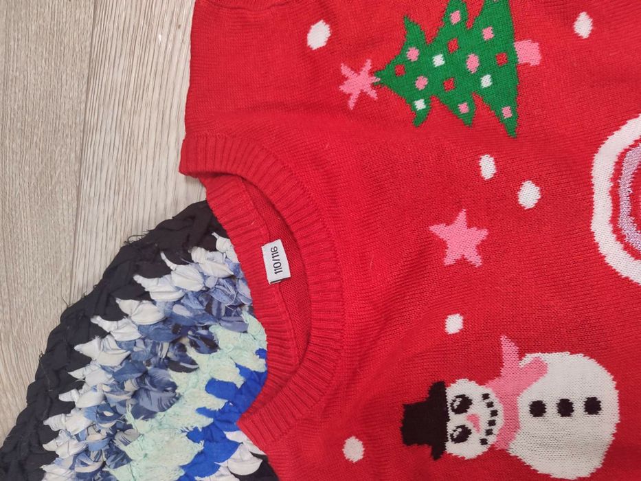 Костюм светр на дівчинку новорічний