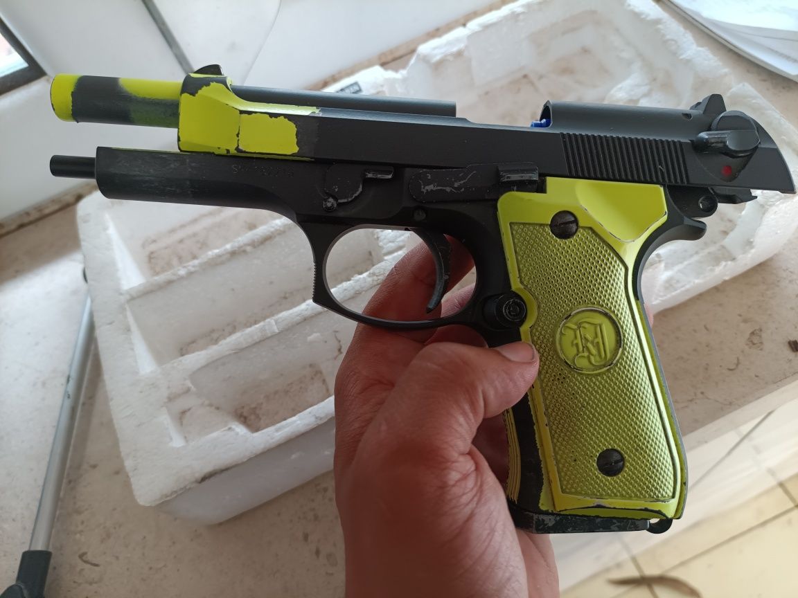 Airsoft Beretta m92 kjw