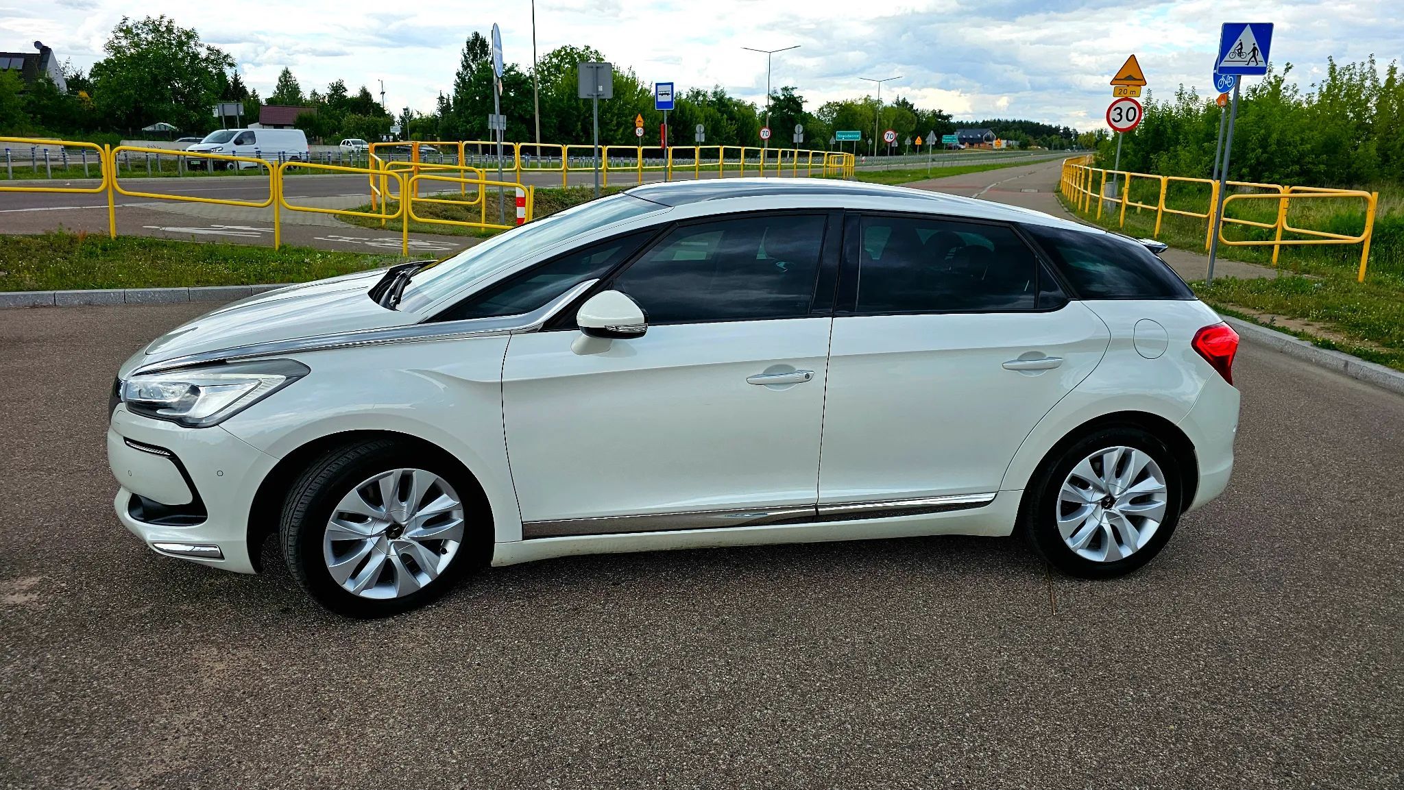 Citroën DS5 DS 5 HYBRID4 2.0 HDi 200 KM | 4x4 | Automat
