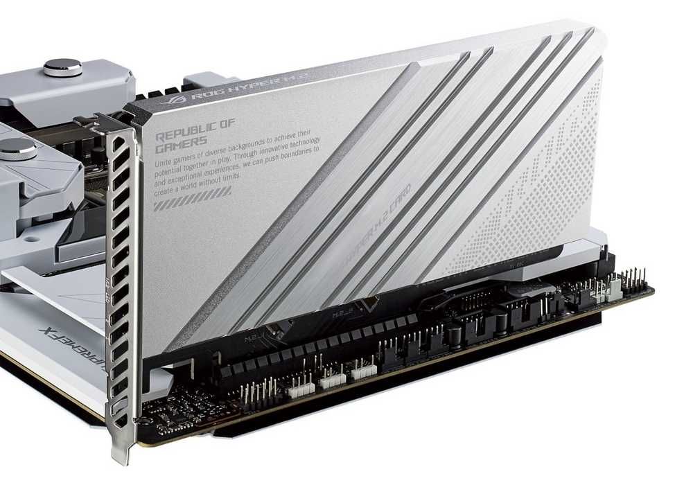 ASUS ROG Hyper M.2 4TB новий