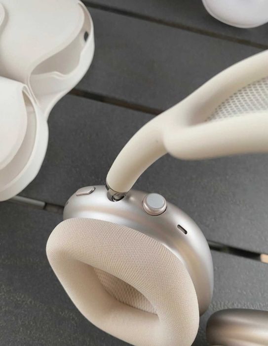 AirPods Max - Starlight