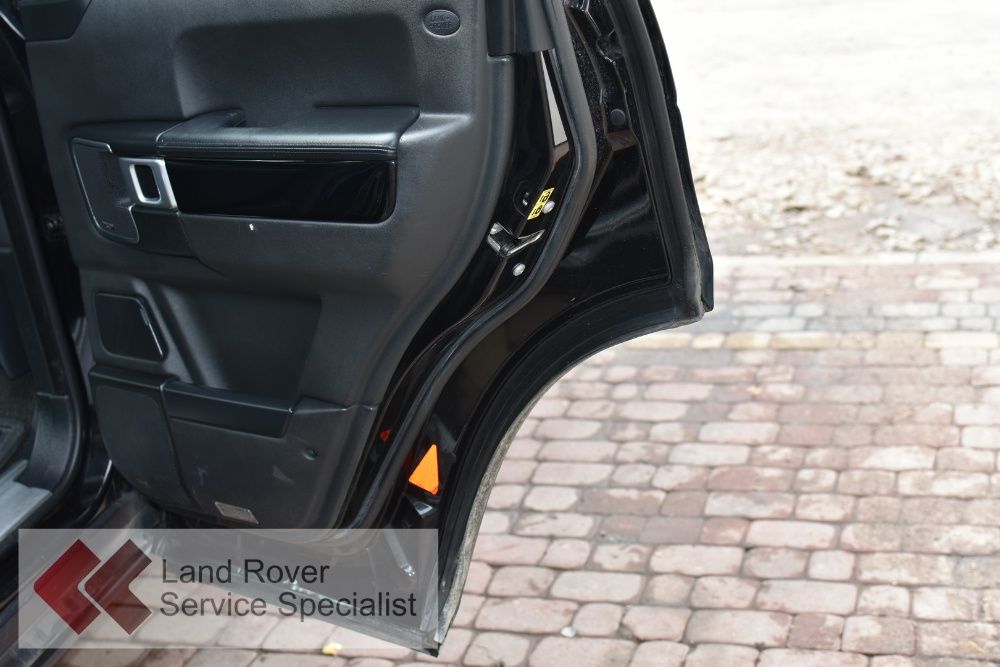 Drzwi Prawy tył RANGE ROVER Vogue L322 Lift 07r-12r LRC697 Java Black