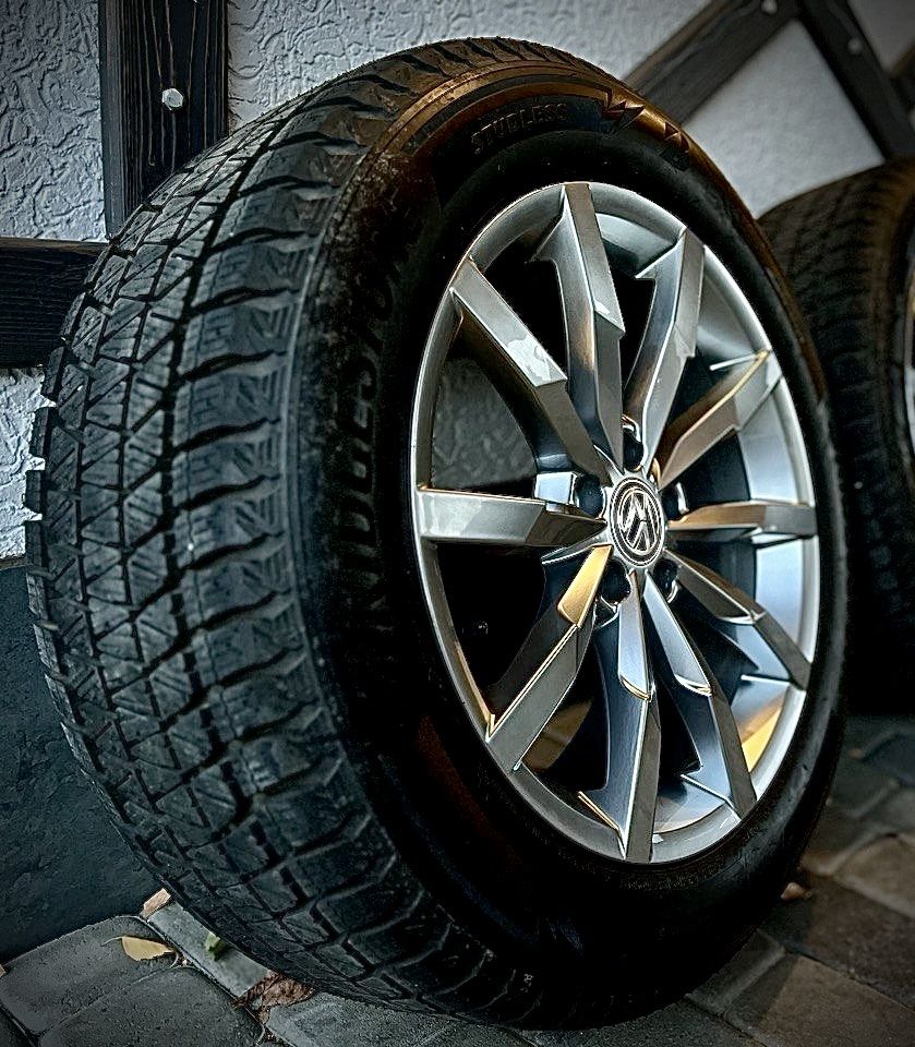 Зимні шини з дисками R18 VW Tiguan,Passat і т.д