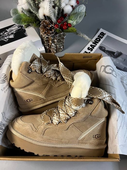 Уггі кросівки  зимові уги ловмел пісочні  UGG lowmel