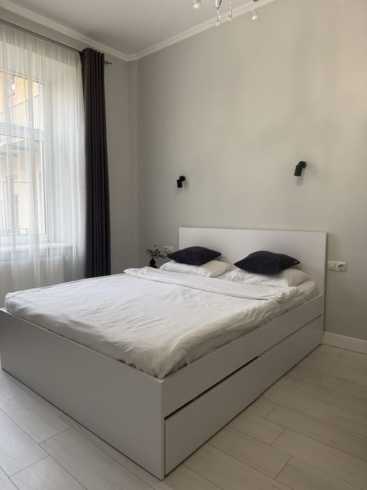 Ліжко з шухлядами 160/200